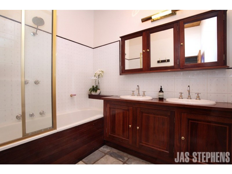 258 Nicholson Street, Seddon VIC 3011