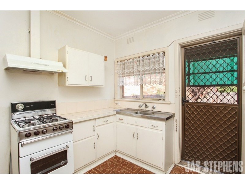 3/2 Alexandra Avenue, Sunshine VIC 3020