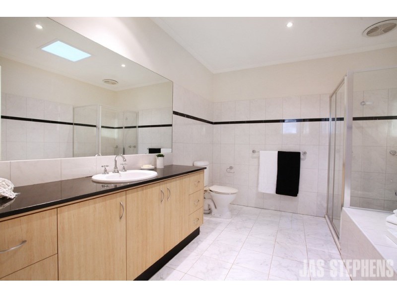 70 Station Road, Seddon VIC 3011