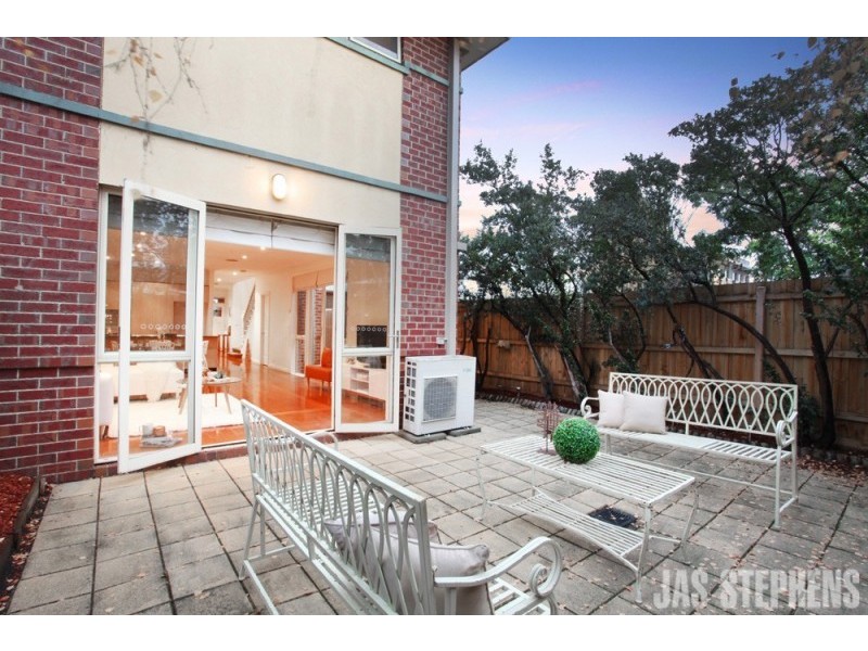 70 Station Road, Seddon VIC 3011