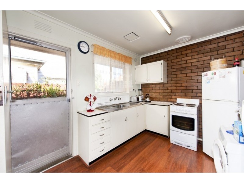 2/118 Gamon Street, Yarraville VIC 3013