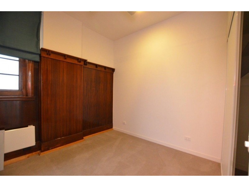 105/64 Cross Street, Footscray VIC 3011