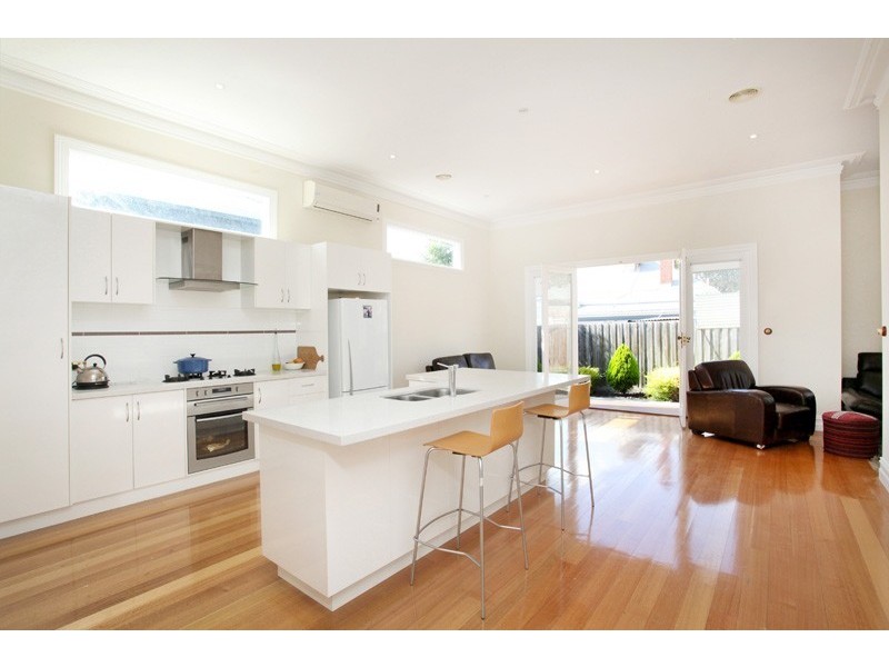 13 Charles Street, Seddon VIC 3011