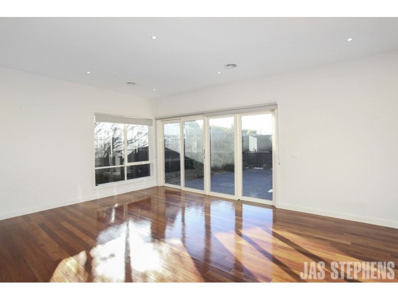 4/18-20 Marigold Avenue, Altona North VIC 3025