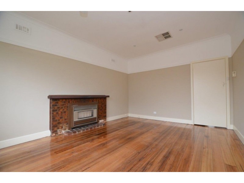 62 Napoleon Street, West Footscray VIC 3012