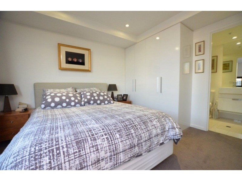 11/33 Cumberland Drive, Maribyrnong VIC 3032
