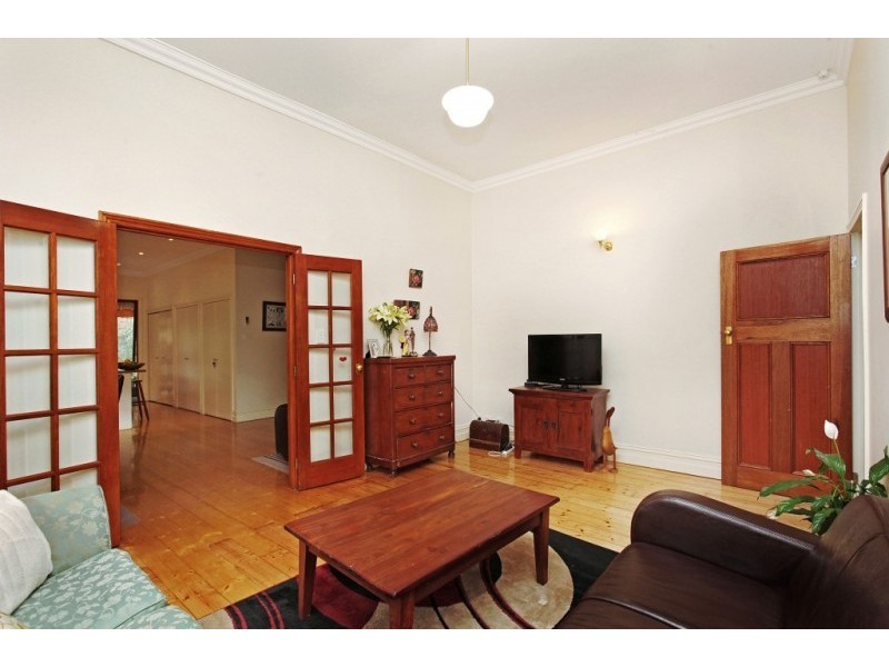 55 Kingsville St, Kingsville VIC 3012