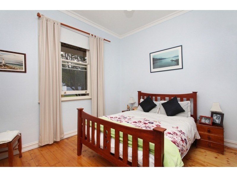 55 Kingsville St, Kingsville VIC 3012