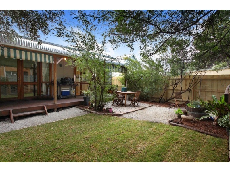 55 Kingsville St, Kingsville VIC 3012