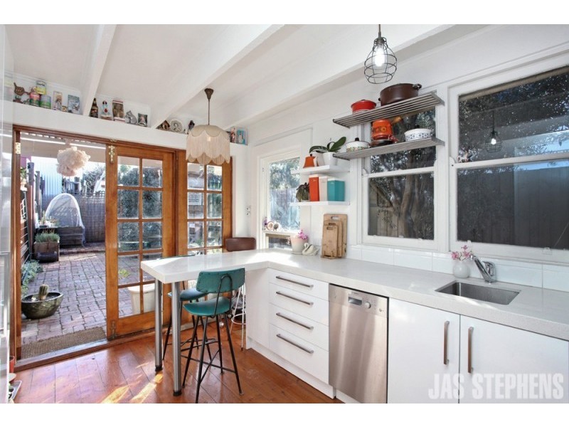 24 Windsor St, Footscray VIC 3011