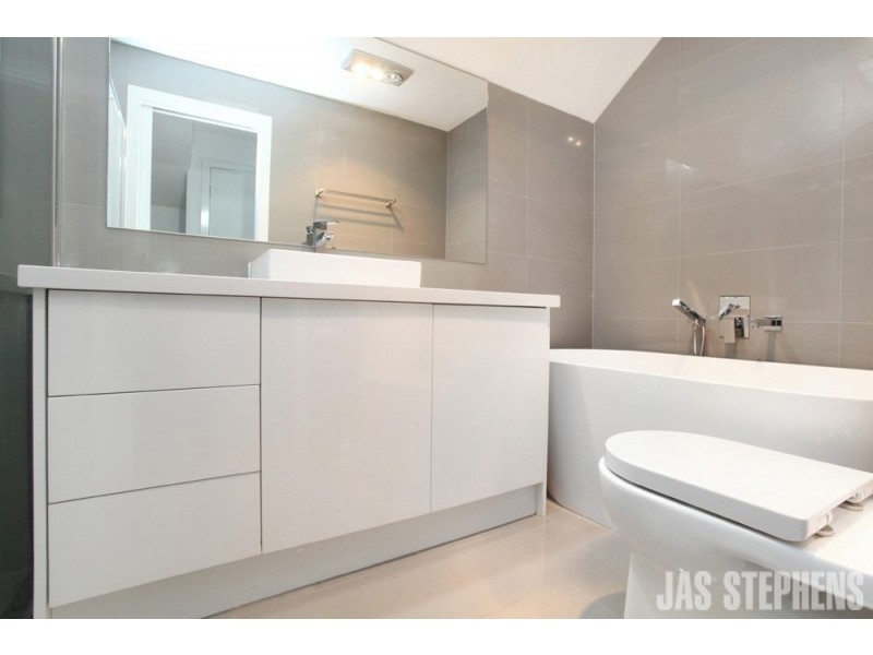 4/6 Cleghorn Avenue, Altona North VIC 3025