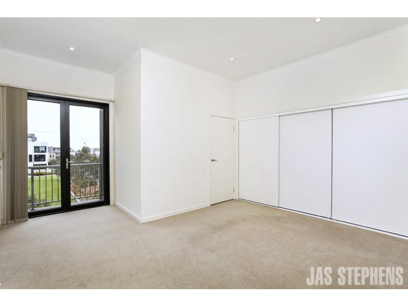 20 McDougall Drive, Footscray VIC 3011