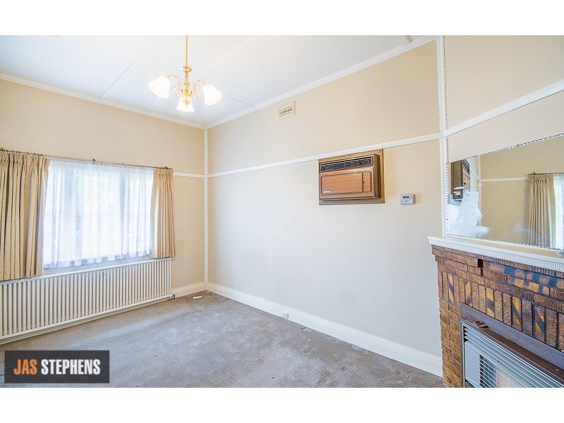 16 Pitt Street, West Footscray VIC 3012