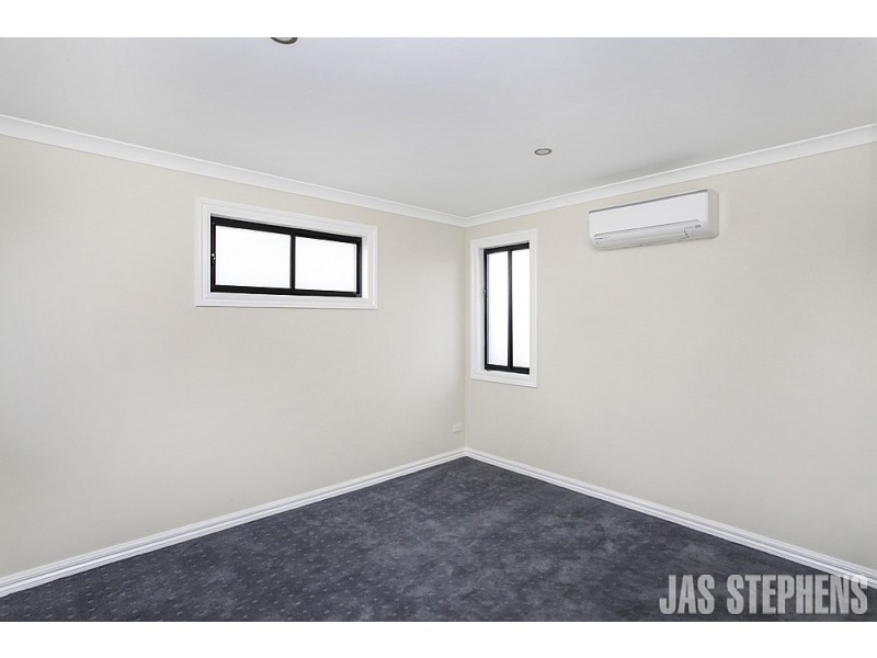 2/357 Geelong Road, Kingsville VIC 3012