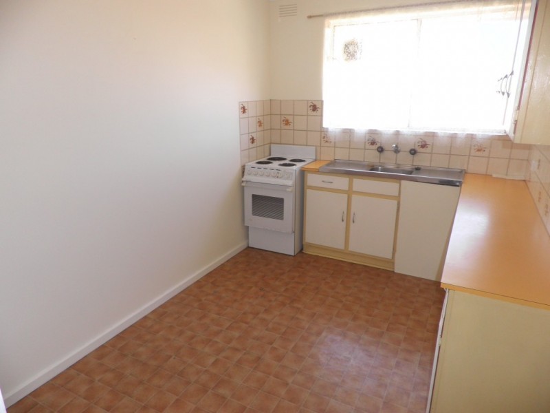 8/36 Edgar Street, Kingsville VIC 3012