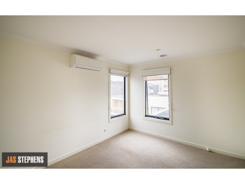 72 McDougall Drive, Footscray VIC 3011