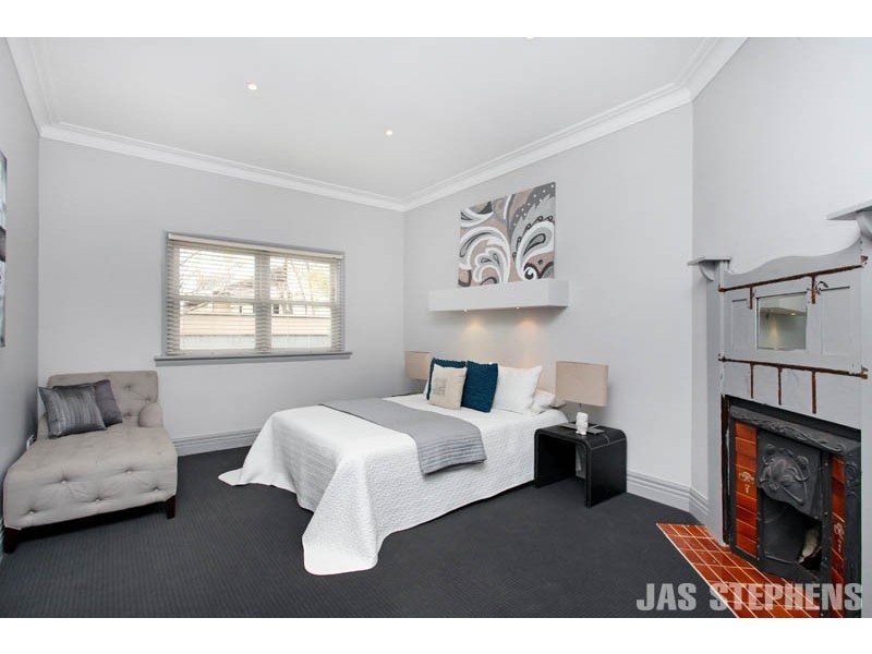 11 Thomas Street, Yarraville VIC 3013