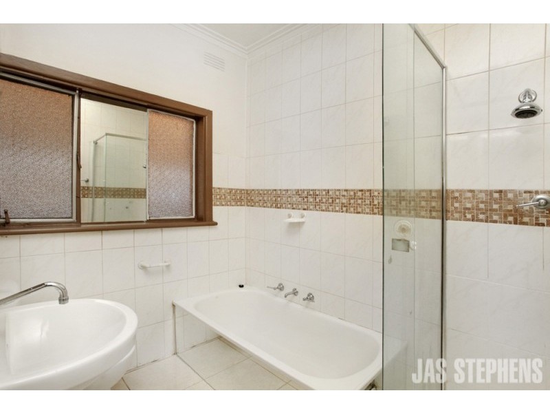 1A Clarendon Parade, West Footscray VIC 3012