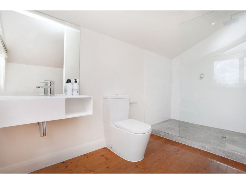 72 Chirnside Street, Kingsville VIC 3012