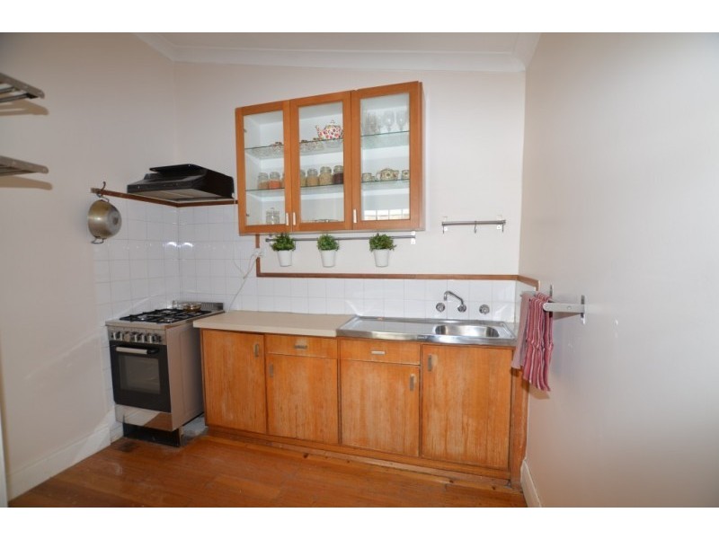 16 Fitzroy Street, Footscray VIC 3011