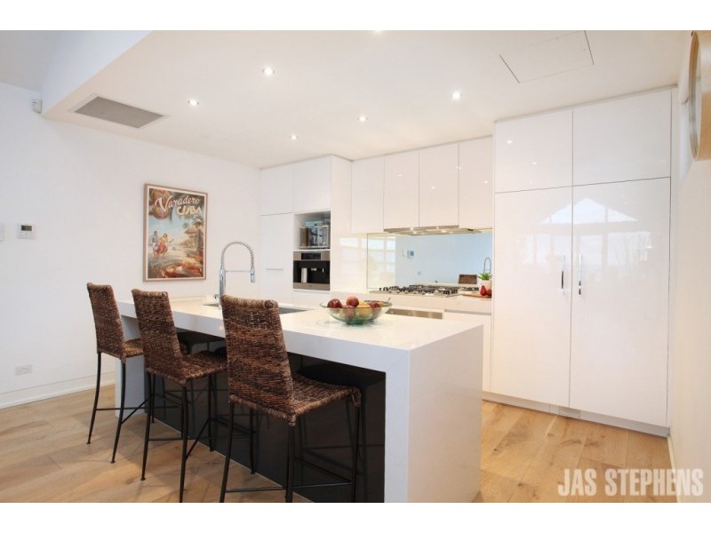 2/24 Esplanade, Williamstown VIC 3016