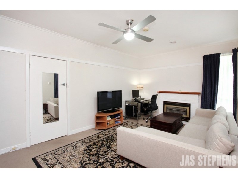 112 Alma Street, West Footscray VIC 3012