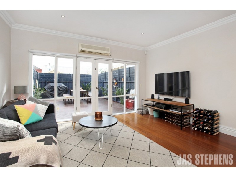 2/8 Hughes Street, Yarraville VIC 3013