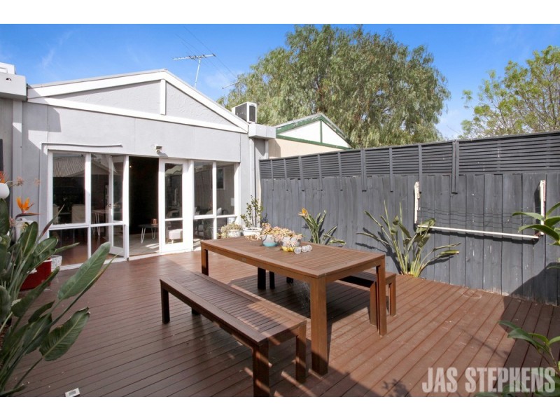 2/8 Hughes Street, Yarraville VIC 3013