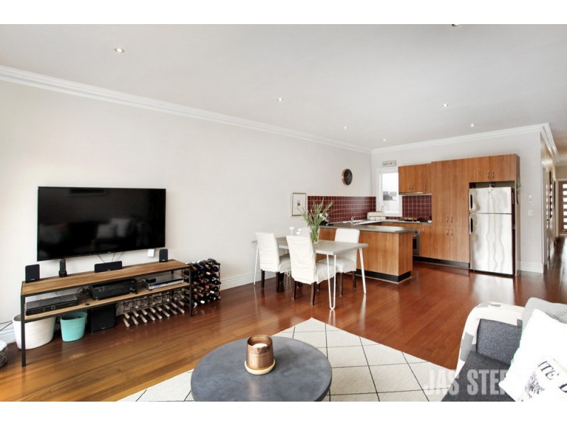 2/8 Hughes Street, Yarraville VIC 3013