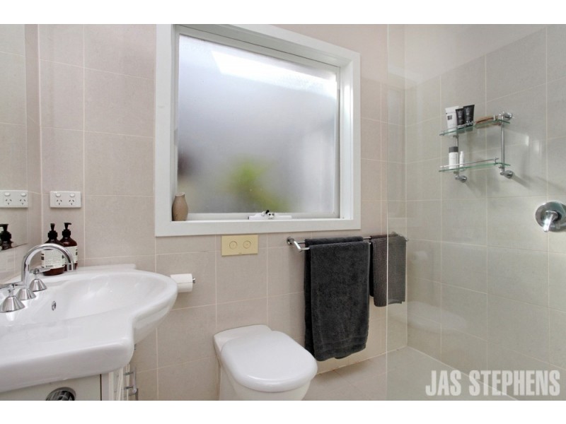 2/8 Hughes Street, Yarraville VIC 3013