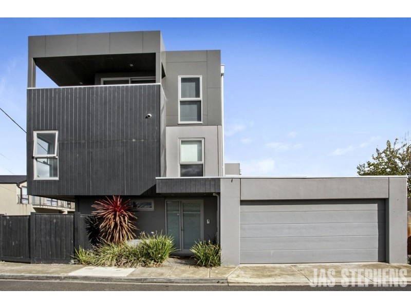 1 Emma Street, Seddon VIC 3011