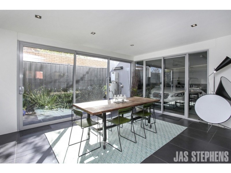 1 Emma Street, Seddon VIC 3011