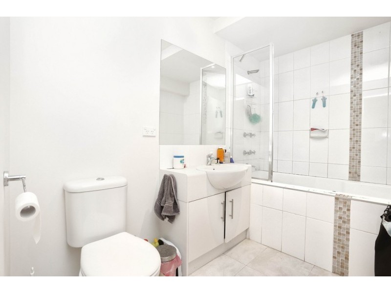 3/23 Pickett Street, Footscray VIC 3011