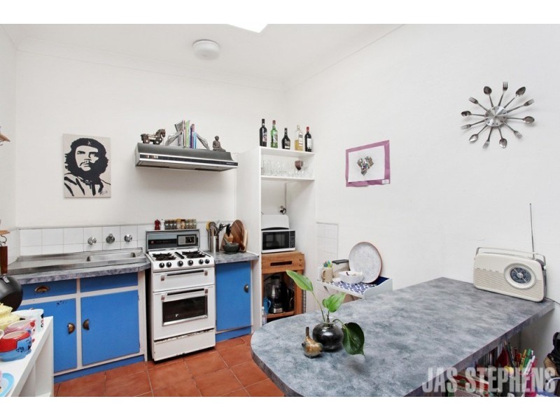 5 Henry Street, Seddon VIC 3011