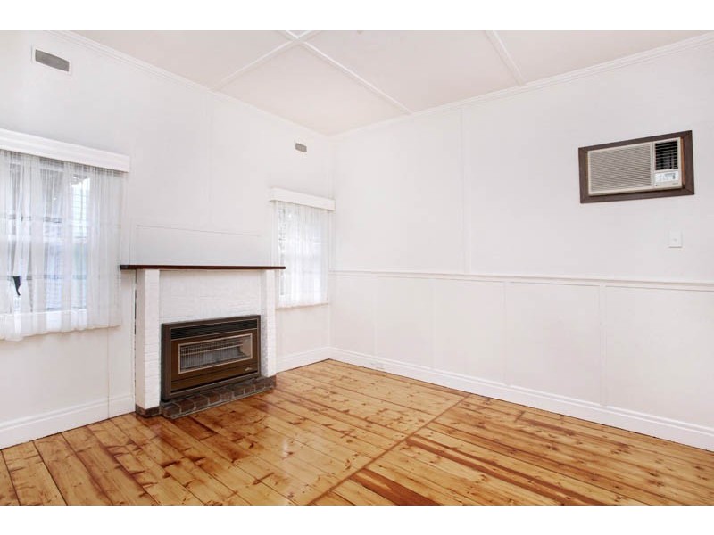 76 Empress Avenue, Kingsville VIC 3012