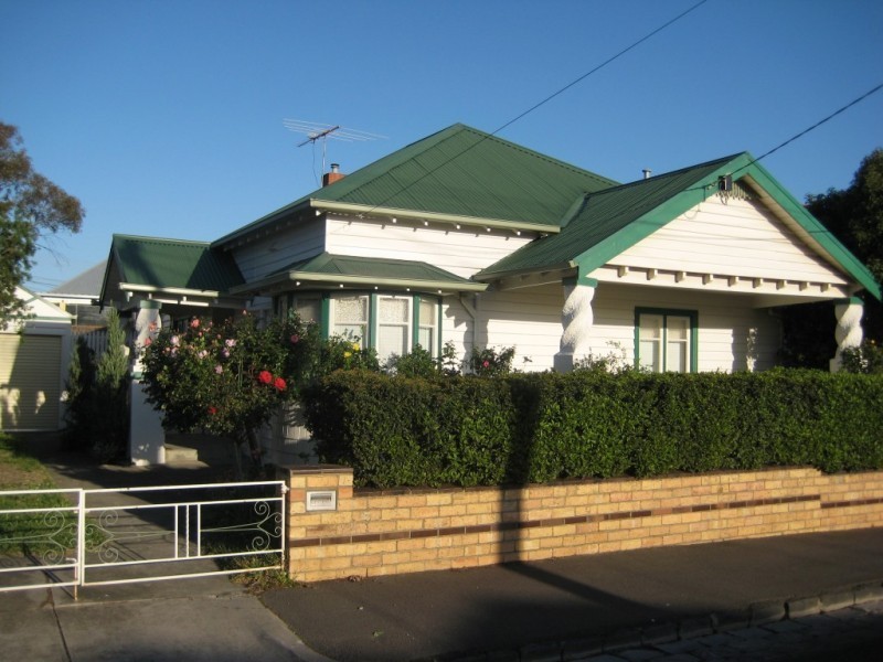 27 Stafford Street, Footscray VIC 3011