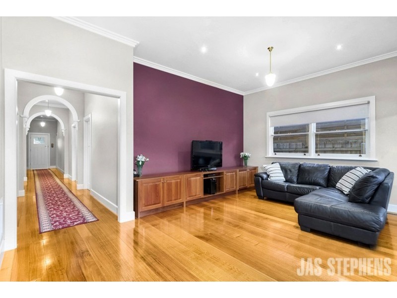 32 Richelieu Street, West Footscray VIC 3012