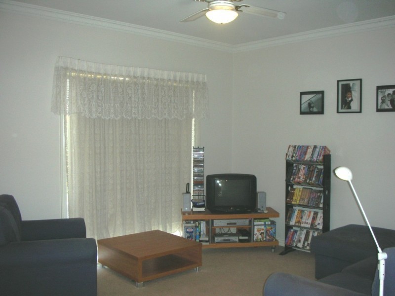 1/49 Charlotte Street, Newport VIC 3015