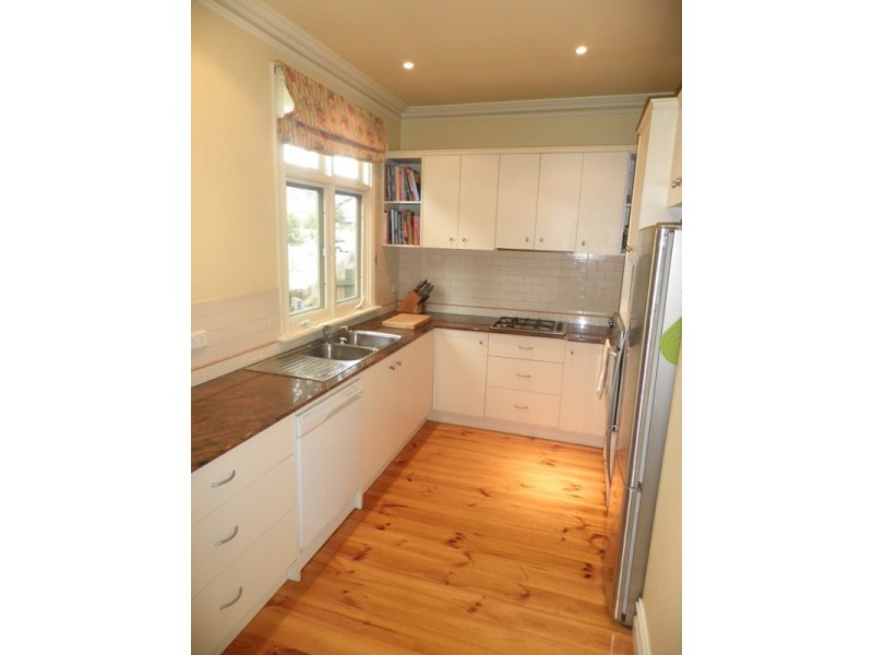 21 William Street, Newport VIC 3015