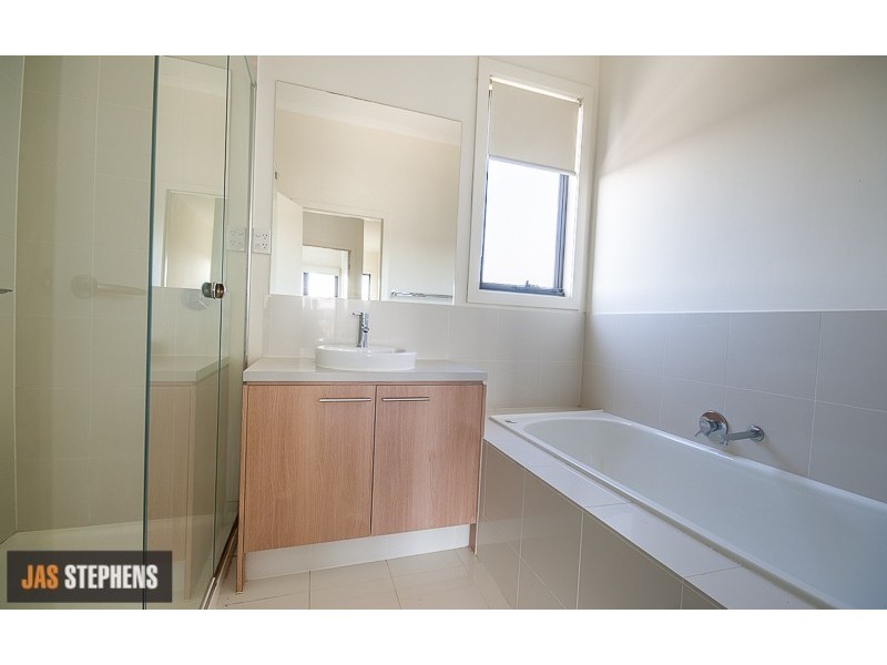 22 McDougall Drive, Footscray VIC 3011