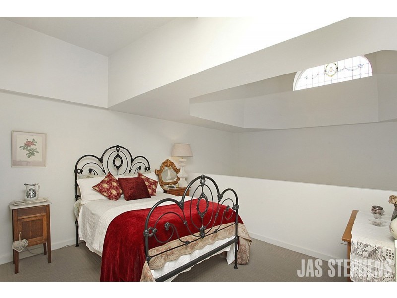 202/277 Barkly Street, Footscray VIC 3011