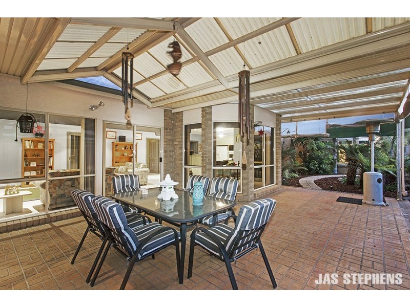 3 Maltravers Place, Wyndham Vale VIC 3024