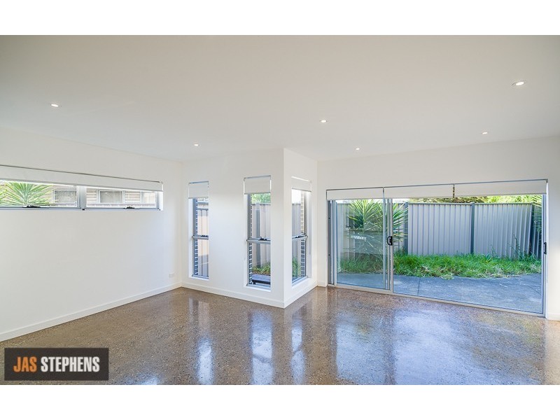 2/11 Hanna Court, Braybrook VIC 3019