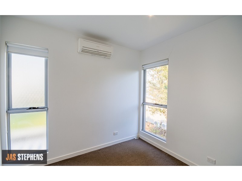 2/11 Hanna Court, Braybrook VIC 3019