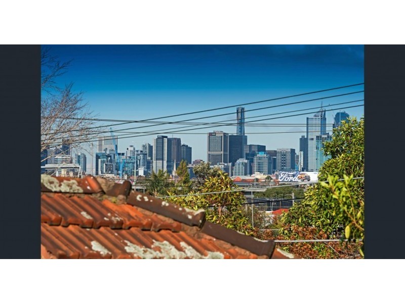 8/33 Rankins Road, Kensington VIC 3031