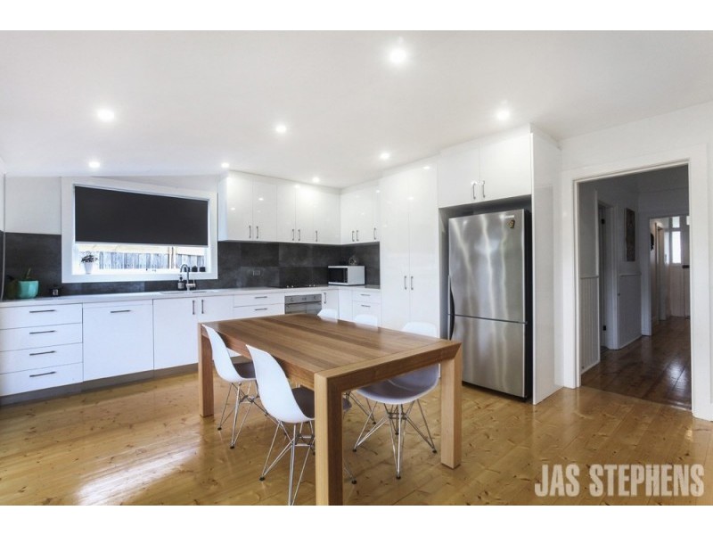 104 Chirnside Street, Kingsville VIC 3012