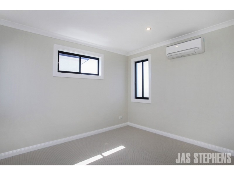 4/357 Geelong Road, Kingsville VIC 3012