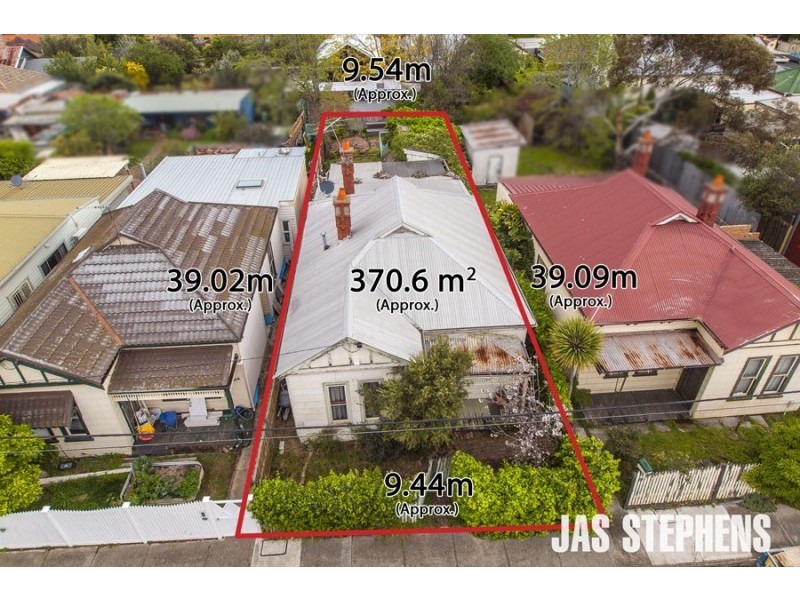 61 Station Road, Seddon VIC 3011