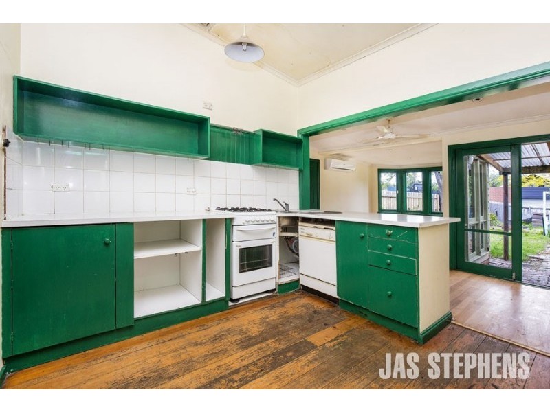 61 Station Road, Seddon VIC 3011