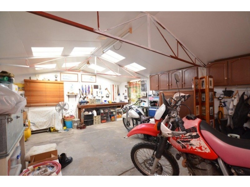 114 Wales Street, Kingsville VIC 3012